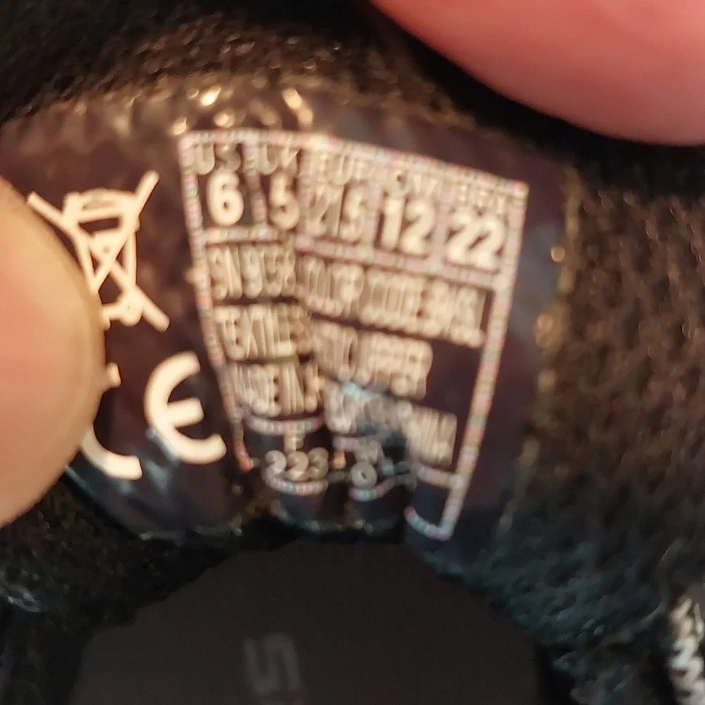 Skechers Toddler S Lights Shoes Hypno Flash in Black and Metallic Silver 6 EUC
